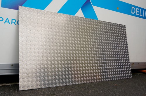 Aluminium chequer plate 2500mm - aluminium,