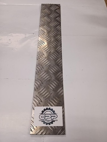 Aluminium checker plate tread - aluminium,