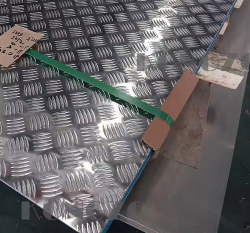 Aluminium chequer tread plate - chequer,